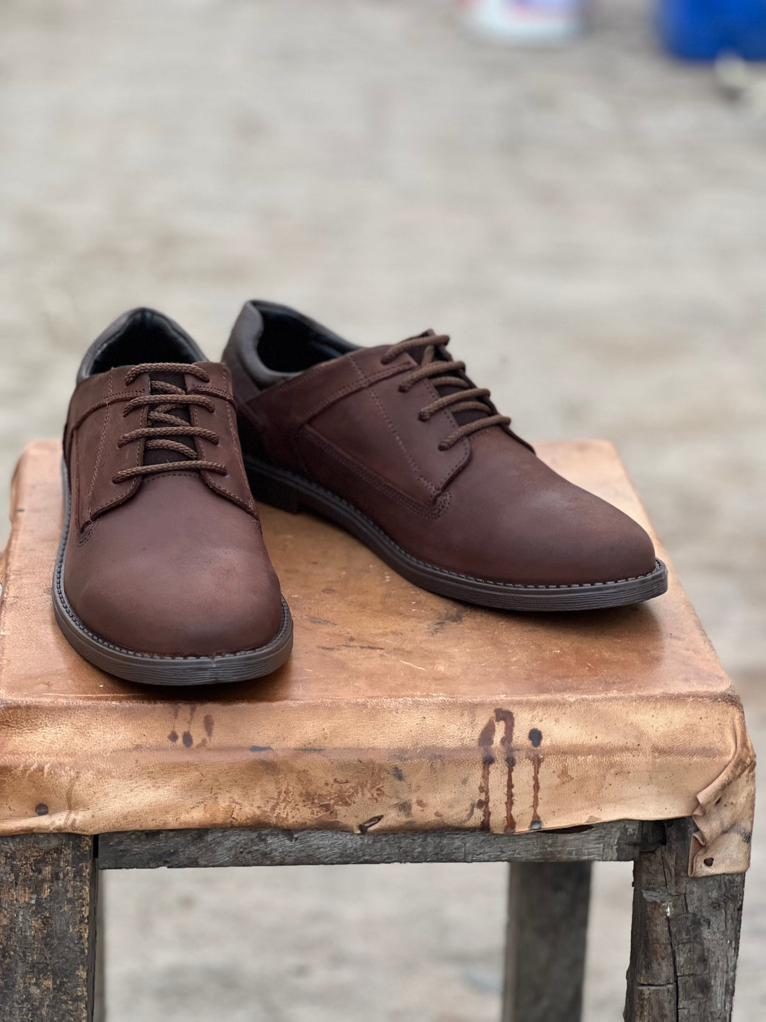 Oily Brown Casual Suede Shoes with extra comfort on back